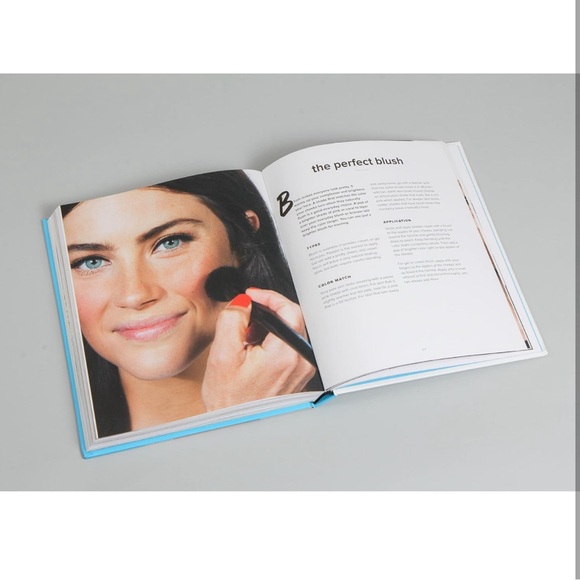 Bobbi Brown Beauty from the Inside Out: Makeup * Wellness - Picture 4 of 8